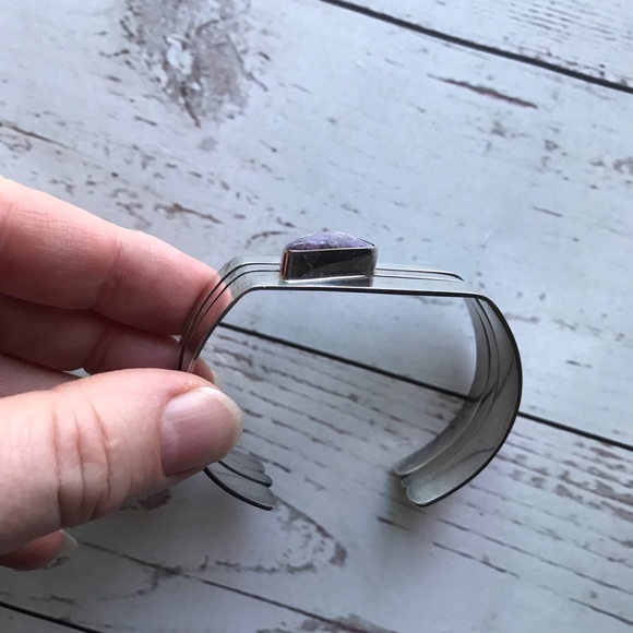 Handmade Silver and Charoite wide cuff bracelet - Picture 3 of 6